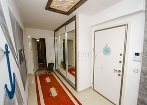 شقة من غرفتي نوم مع أثاث في كونيالتي أنطاليا