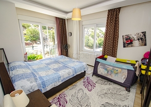 شقة من غرفتي نوم مع أثاث في كونيالتي أنطاليا