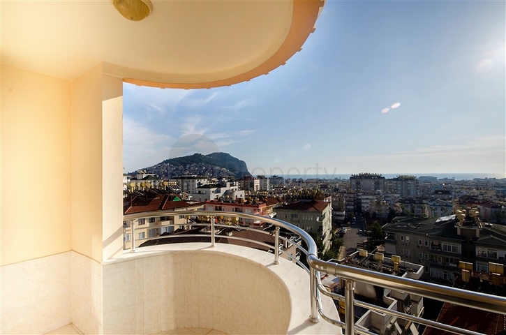 اطلالة على شاطئ كليوباترا والقلعة -شقة مفروشة - 2 غرفة وصالة - مركز الانيا 