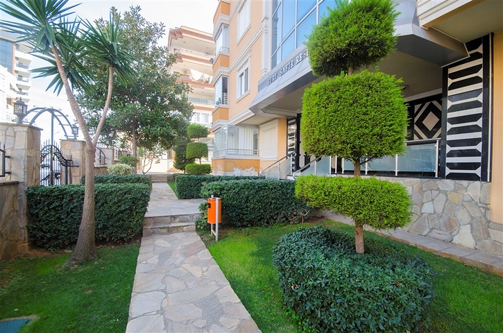 اطلالة على شاطئ كليوباترا والقلعة -شقة مفروشة - 2 غرفة وصالة - مركز الانيا 