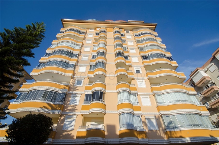 اطلالة على شاطئ كليوباترا والقلعة -شقة مفروشة - 2 غرفة وصالة - مركز الانيا 