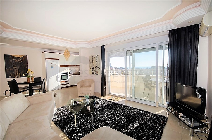 اطلالة على شاطئ كليوباترا والقلعة -شقة مفروشة - 2 غرفة وصالة - مركز الانيا 