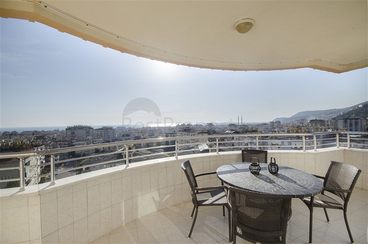 اطلالة على شاطئ كليوباترا والقلعة -شقة مفروشة - 2 غرفة وصالة - مركز الانيا 