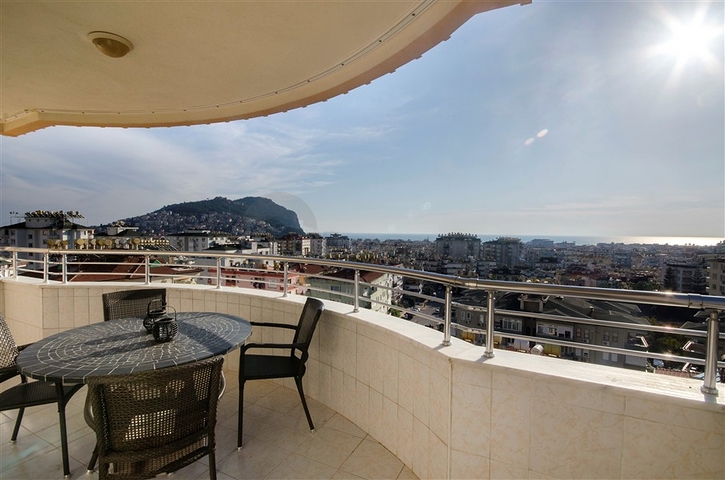 اطلالة على شاطئ كليوباترا والقلعة -شقة مفروشة - 2 غرفة وصالة - مركز الانيا 