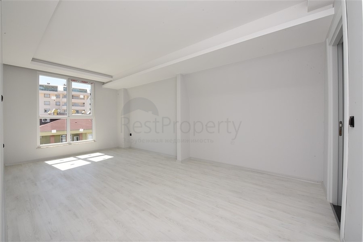 شقق عائلية واسعة - مجمع قيد الانشاء - امكانية التقسيط - مركز الانيا 