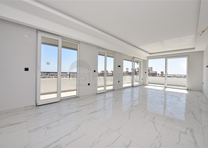 شقق عائلية واسعة - مجمع قيد الانشاء - امكانية التقسيط - مركز الانيا 