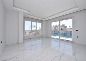 شقق عائلية واسعة - مجمع قيد الانشاء - امكانية التقسيط - مركز الانيا 