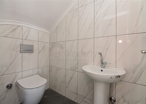 شقق عائلية واسعة - مجمع قيد الانشاء - امكانية التقسيط - مركز الانيا 