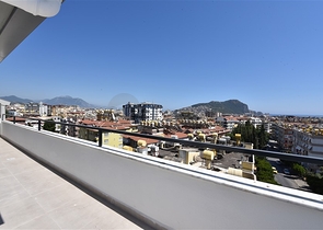 شقق عائلية واسعة - مجمع قيد الانشاء - امكانية التقسيط - مركز الانيا 