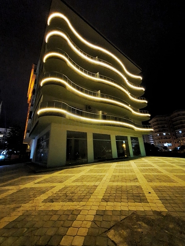 اسعار منافسة جدا - مجمع سكني حديث - شقق عائلية مفروشة - مهموتلار / الانيا 