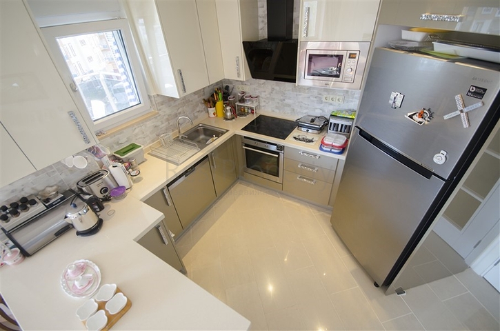 شقة عائلية مفروشة - ضمن مجمع يضم كافة الخدمات -منطقة جيكجلي المركزية / الانيا 