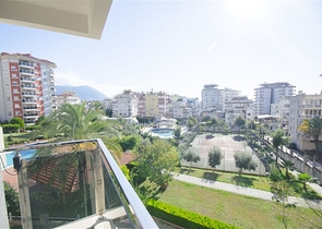 شقة عائلية مفروشة - ضمن مجمع يضم كافة الخدمات -منطقة جيكجلي المركزية / الانيا 