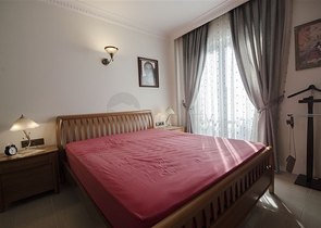 شقة عائلية مفروشة - ضمن مجمع يضم كافة الخدمات -منطقة جيكجلي المركزية / الانيا 