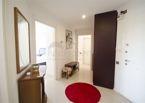 شقة عائلية مفروشة - ضمن مجمع يضم كافة الخدمات -منطقة جيكجلي المركزية / الانيا 