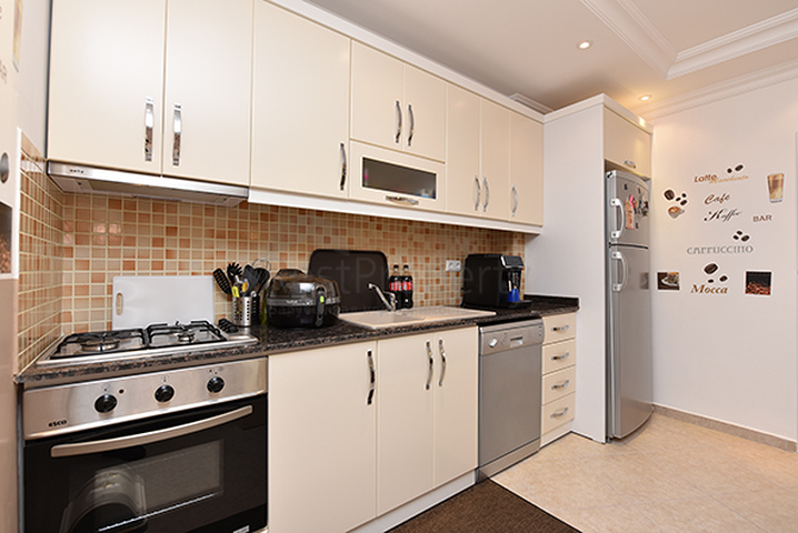 شقة مفروشة - غرفتين وصالة - سعر مناسب - في افسلار / الانيا 