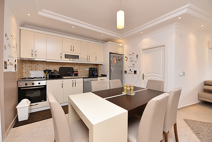 شقة مفروشة - غرفتين وصالة - سعر مناسب - في افسلار / الانيا 