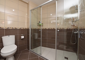 شقة مفروشة - غرفتين وصالة - سعر مناسب - في افسلار / الانيا 