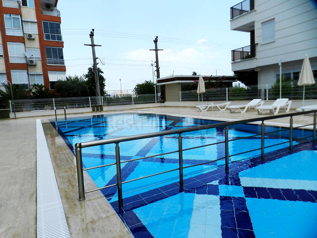 شقة 2 + 1 مطلة على الجبل في ليمان كونيالتي