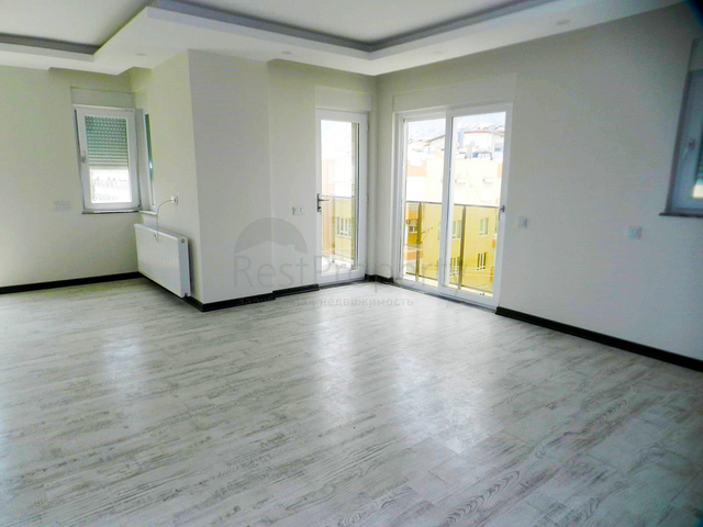 شقة 2 + 1 مطلة على الجبل في ليمان كونيالتي