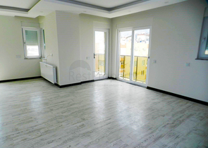 شقة 2 + 1 مطلة على الجبل في ليمان كونيالتي