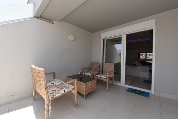 اطلالة بحر - دوبلكس ضمن مجمع فاخر - افسلار / الانيا 