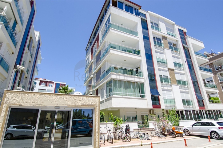 شقة مفروشة 2 + 1 في منطقة هورما في كونيالتي أنطاليا