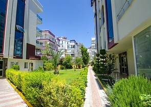 شقة مفروشة 2 + 1 في منطقة هورما في كونيالتي أنطاليا