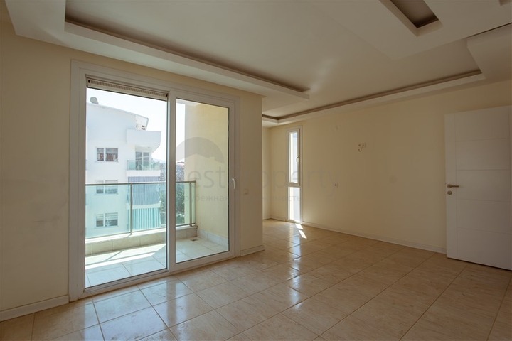 دوبلكس واسعة - مجمع عائلي بامتياز - في منطقة اوبا / الانيا 