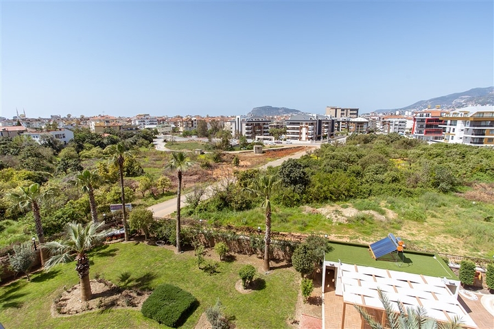 دوبلكس واسعة - مجمع عائلي بامتياز - في منطقة اوبا / الانيا 