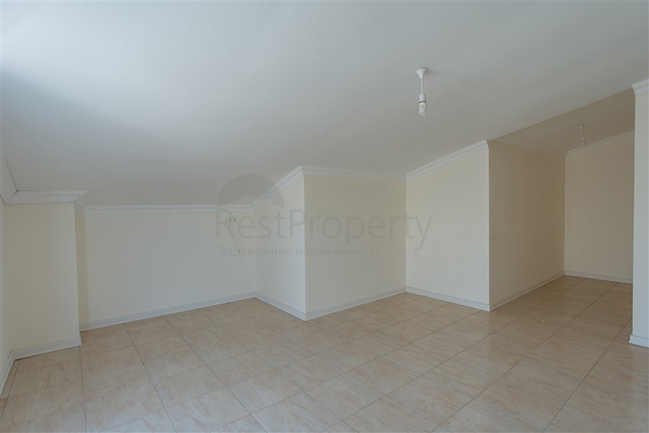 دوبلكس واسعة - مجمع عائلي بامتياز - في منطقة اوبا / الانيا 