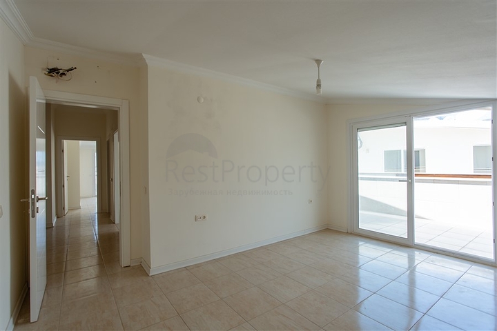 دوبلكس واسعة - مجمع عائلي بامتياز - في منطقة اوبا / الانيا 