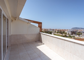 دوبلكس واسعة - مجمع عائلي بامتياز - في منطقة اوبا / الانيا 