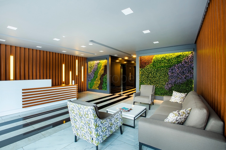 ضمن مجمع فاخر -اول صف على البحر - شقة غرفتين وصالة - مهموتلار / الانيا 