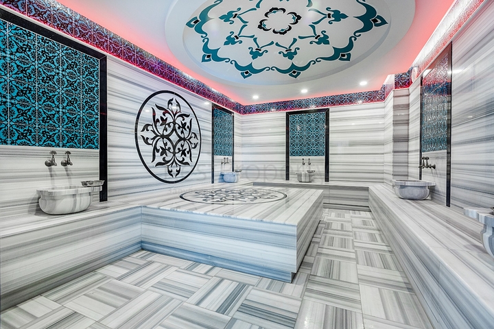 ضمن مجمع فاخر -اول صف على البحر - شقة غرفتين وصالة - مهموتلار / الانيا 