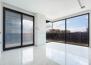 ضمن مجمع فاخر -اول صف على البحر - شقة غرفتين وصالة - مهموتلار / الانيا 