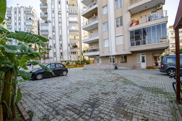 شقق 2 + 1 على مسافة قريبة من البحر