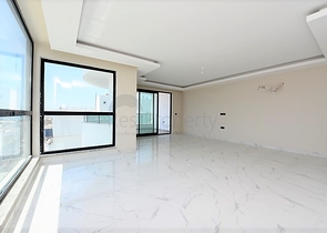 اطلالة بحر وجبل - شقة ضمن مجمع حديث - تصميم 1+2 -مهموتلار / الانيا 