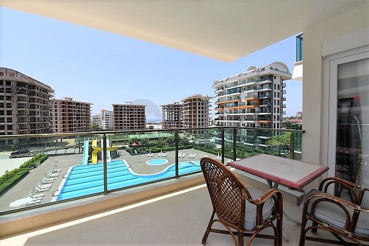 مجمع مميز بخدمات فاخرة -شقة مفروشة غرفة وصالة - في افسلار / الانيا 