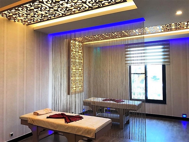 مجمع مميز بخدمات فاخرة -شقة مفروشة غرفة وصالة - في افسلار / الانيا 