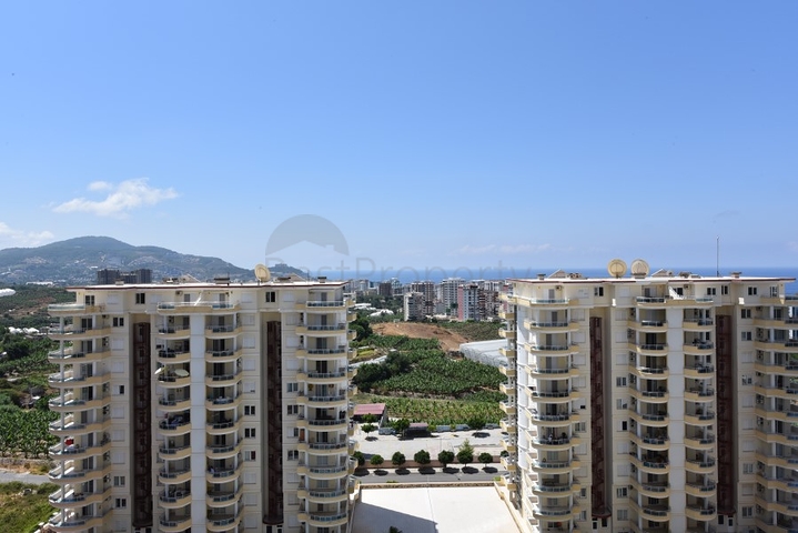 اطلالة بحرية -شقة عائلية واسعة - مجمع يضم كافة الخدمات - مهموتلار / الانيا 