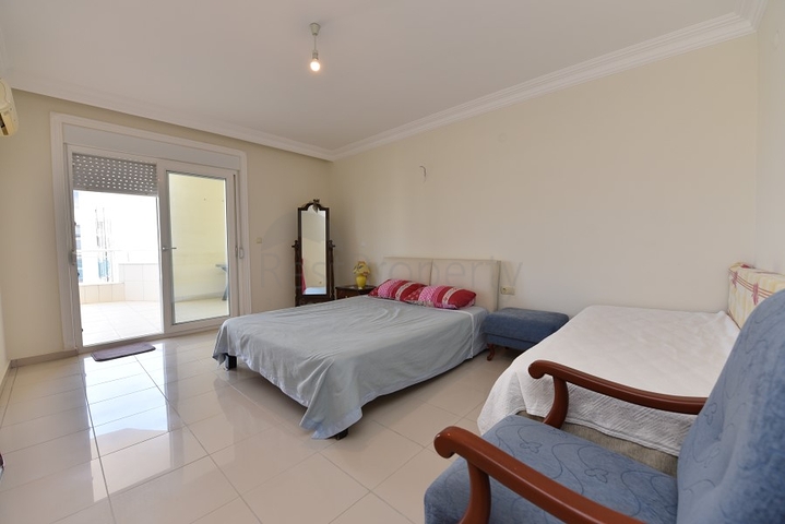 اطلالة بحرية -شقة عائلية واسعة - مجمع يضم كافة الخدمات - مهموتلار / الانيا 