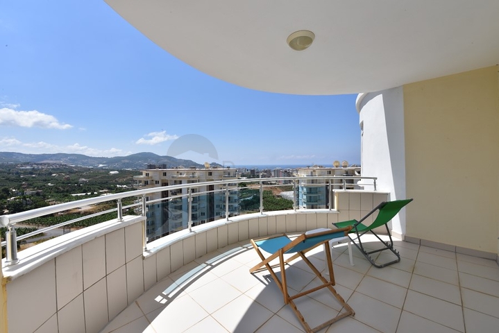 اطلالة بحرية -شقة عائلية واسعة - مجمع يضم كافة الخدمات - مهموتلار / الانيا 