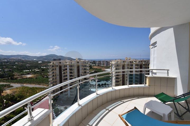 اطلالة بحرية -شقة عائلية واسعة - مجمع يضم كافة الخدمات - مهموتلار / الانيا 