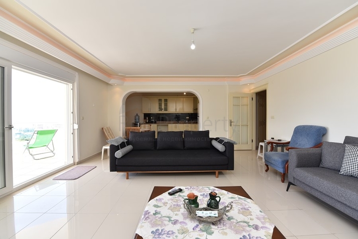 اطلالة بحرية -شقة عائلية واسعة - مجمع يضم كافة الخدمات - مهموتلار / الانيا 