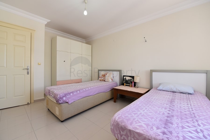 اطلالة بحرية -شقة عائلية واسعة - مجمع يضم كافة الخدمات - مهموتلار / الانيا 