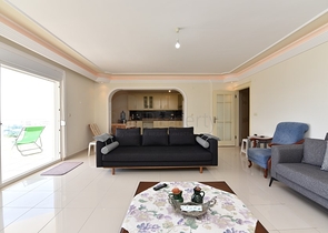 اطلالة بحرية -شقة عائلية واسعة - مجمع يضم كافة الخدمات - مهموتلار / الانيا 