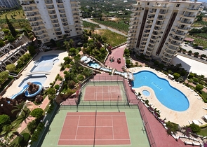 اطلالة بحرية -شقة عائلية واسعة - مجمع يضم كافة الخدمات - مهموتلار / الانيا 