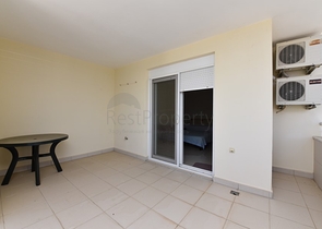 اطلالة بحرية -شقة عائلية واسعة - مجمع يضم كافة الخدمات - مهموتلار / الانيا 