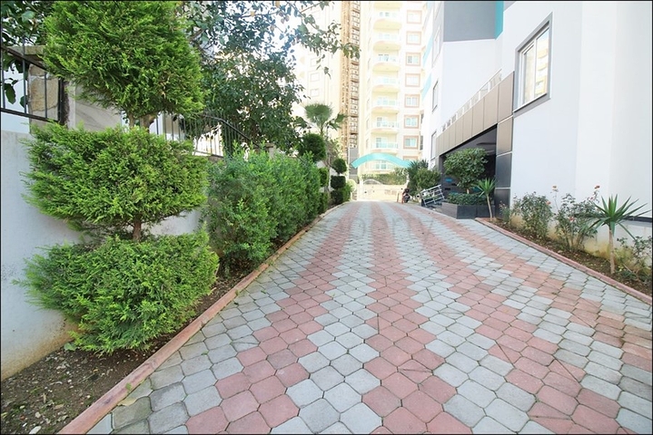 دوبلكس مميزة - 3 غرف وصالة - مجمع سكني -  مهموتلار / الانيا 