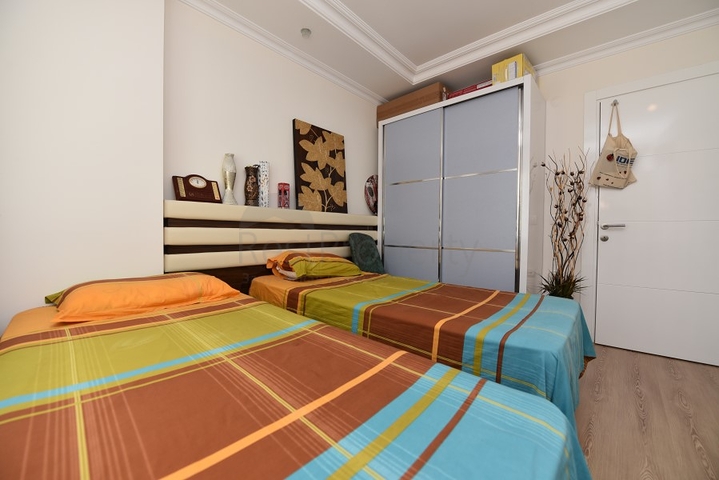 مجمع 5 نجوم - شقة غرفتين وصالة - مفروشة --افسلار / الانيا 